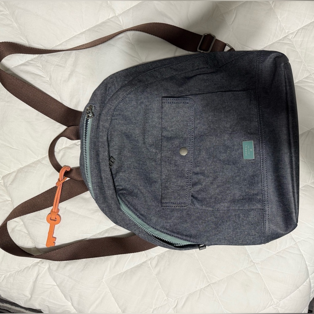 Beautifully Fossil denim backpack. Like new condition.